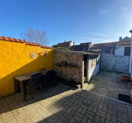 Charmante Vakantiewoning Nabij Strand En Plopsaland Casa de Férias De Panne